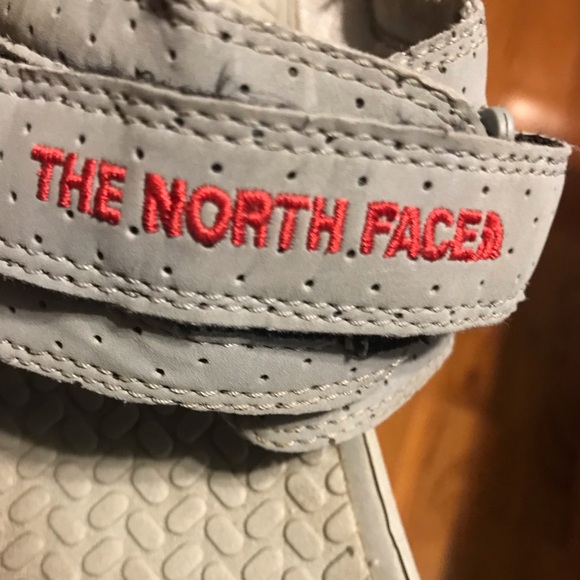 Men’s size 14 slip on sandals. the north face. Pre worn, plenty of tread left. - Picture 2 of 7